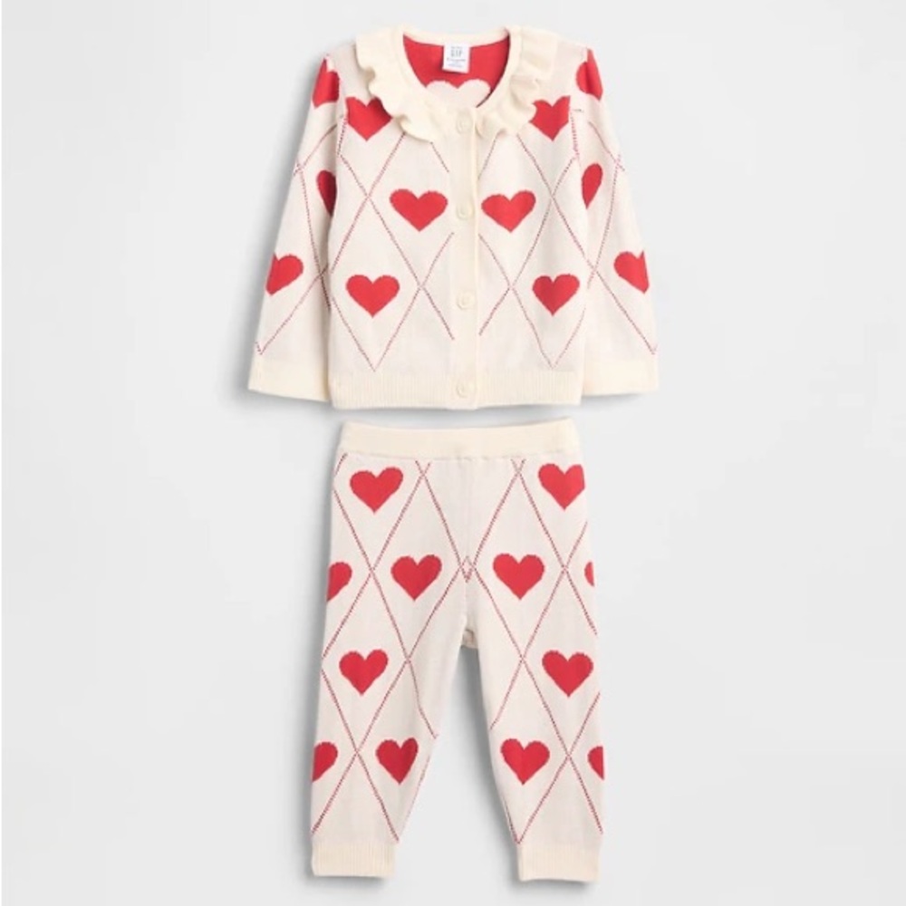 Baby Gap Knit Set 3-6 Months NWT White Red Hearts Ruffles Sweater Pants